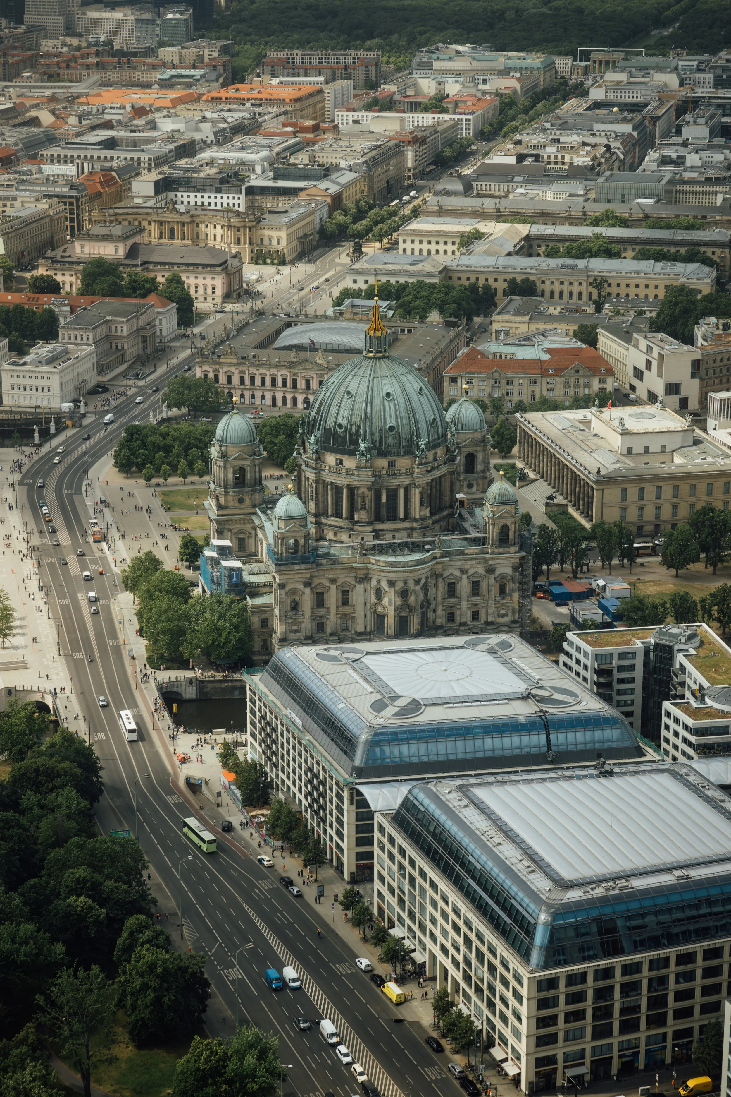 Fernsehturm_Marcel-travels-15-1-3.jpg