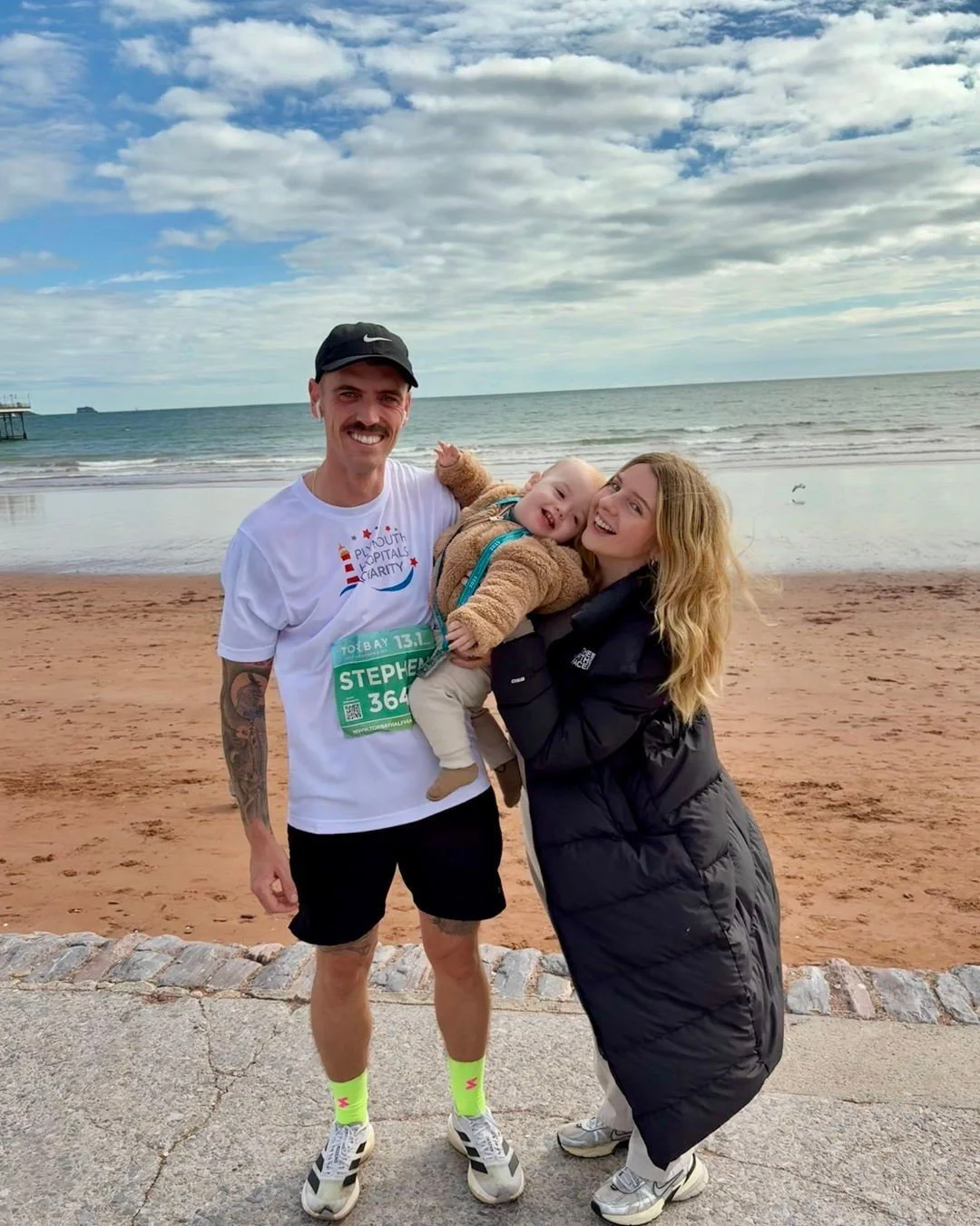 Meet Emily &amp; Stephen &mdash; an unstoppable duo running for a cause very close to their hearts! 💙 

They&rsquo;re taking on a series of races to raise funds for Derriford&rsquo;s Children&rsquo;s Wards, including a 50km Ultra Marathon in January