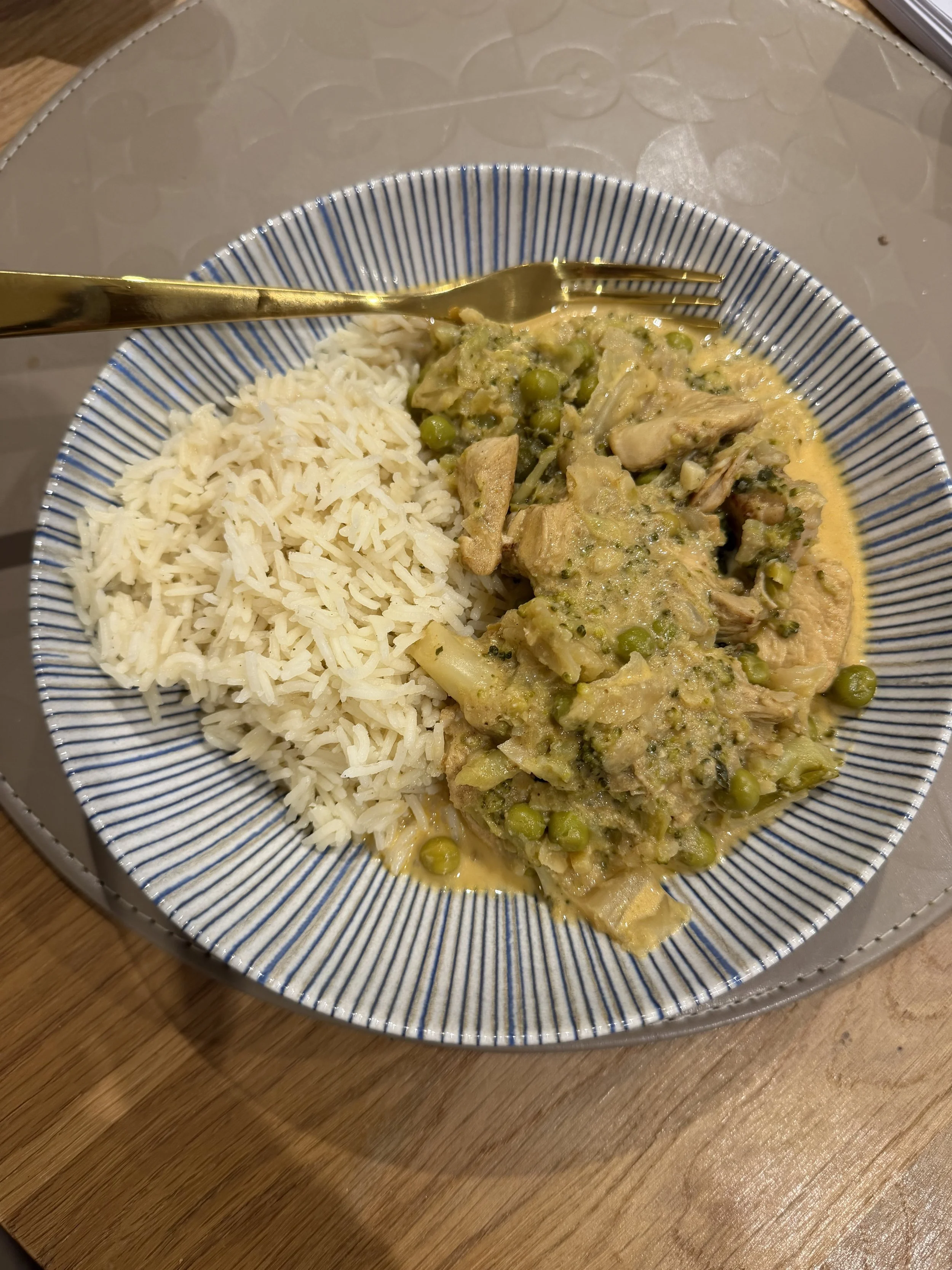 One-Pot Creamy Chicken Korma