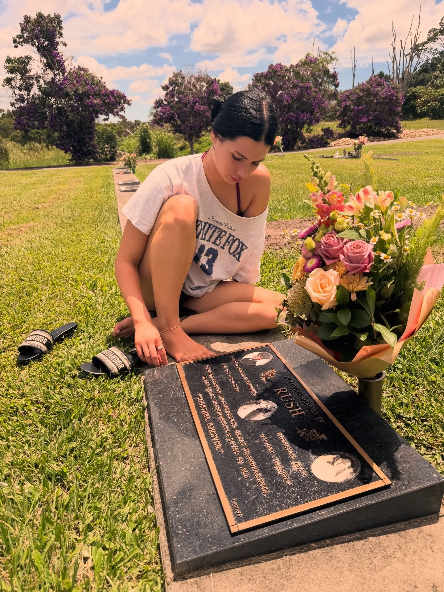 So incredibly Thankful for my connection to Spirit &amp; My Grandparents, still being able to hear their advice and support or to tell me they love me, means so much 🤍🪽🕊️ Love You Both so much xx

And my cutie patootie daughter 😘