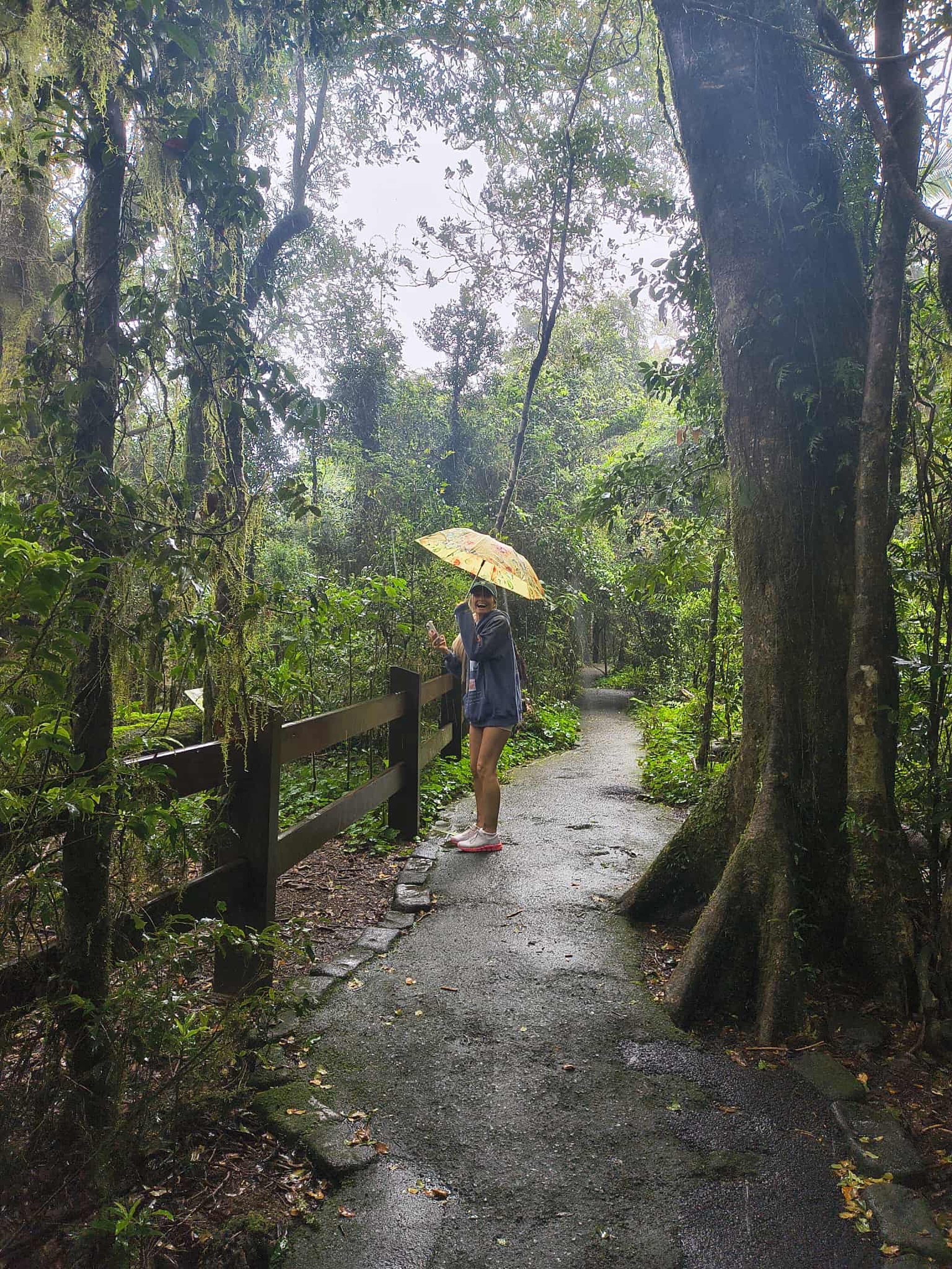 Absolute excitement at the enchanting forest 🌳 we found 😍😍 the trees &amp; moss 🐉🧚🏼&zwj;♀️🐉🧚🏼&zwj;♀️

📸 @lee_clapton_ 😘