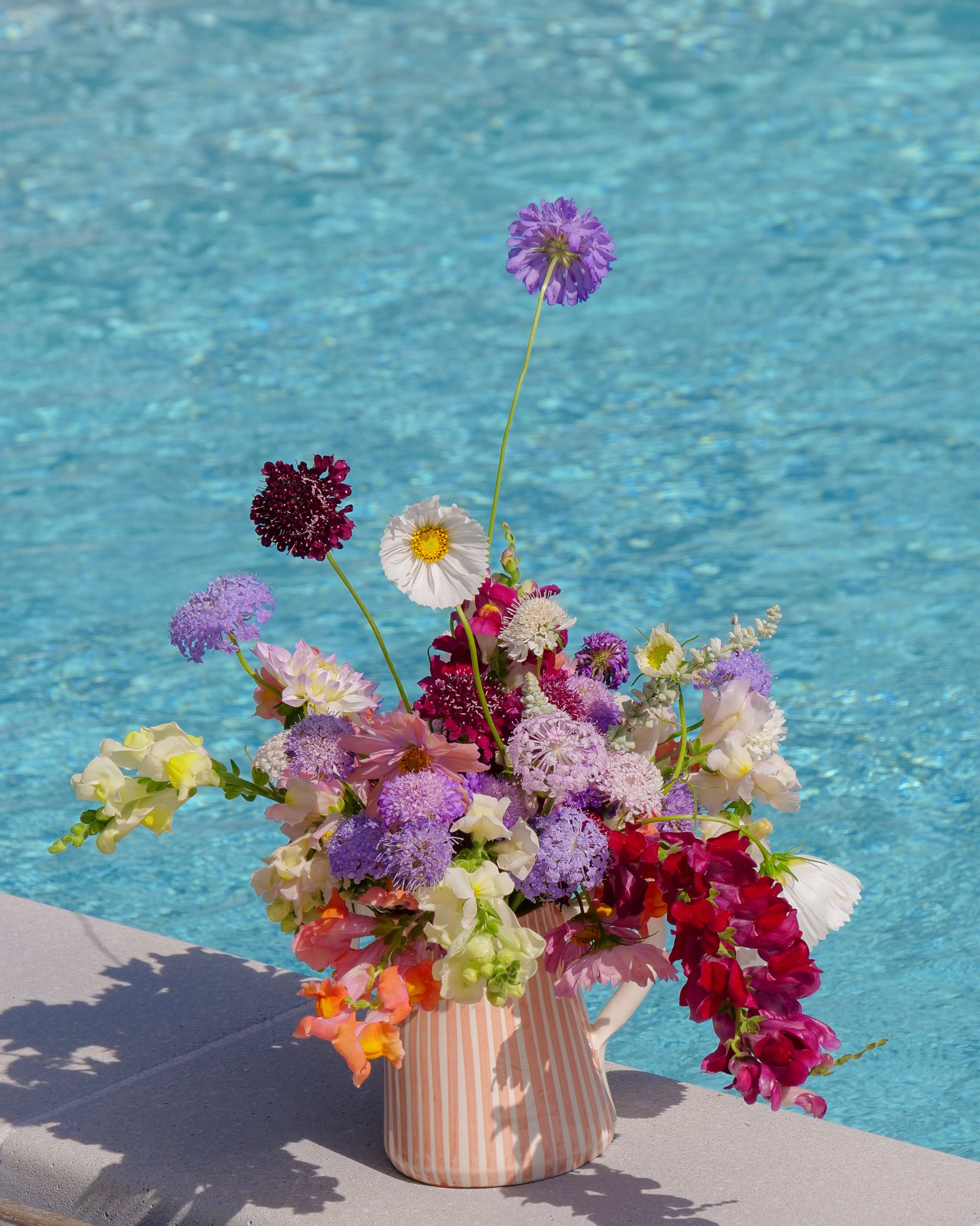 bouquet-champetre-mariqge-piscine.jpg