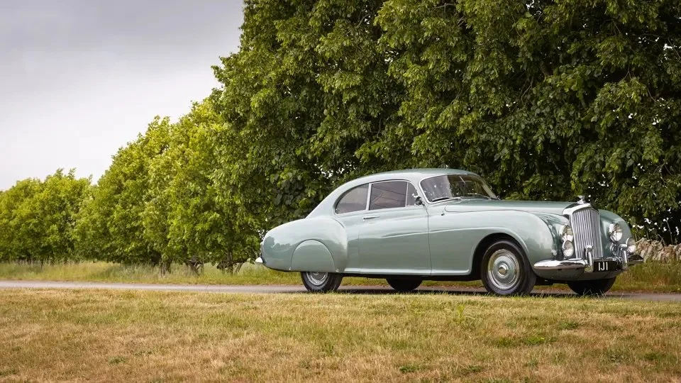 Bentley R-Type