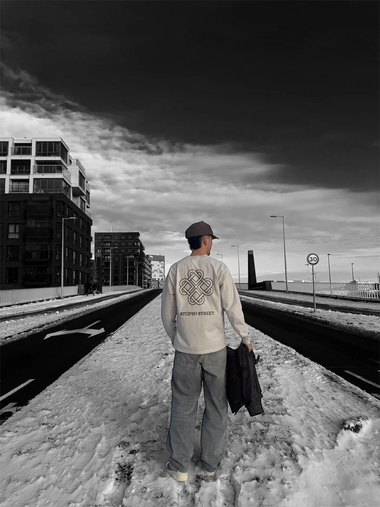 3. Kizuna - Faded beige brown