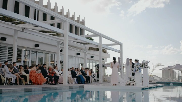 A wedding day series of Nhi and Nguyen✨ 

@nhitttang @the_real_ncao @lina.rooftop @creative.wedding.co @sommersaunder_celebrancy @manu_music_au @click.click.photobooth