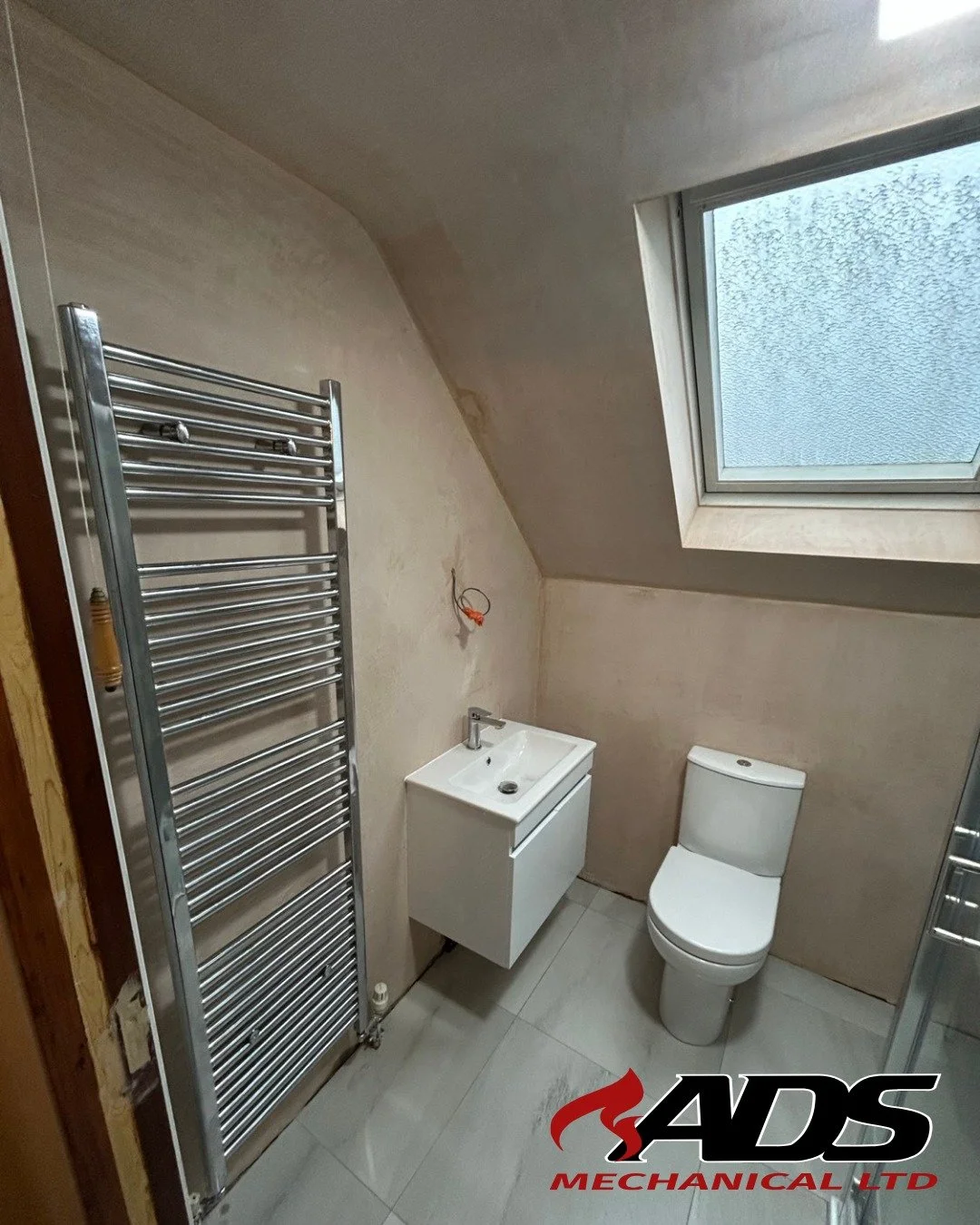 🚿✨ Another Bathroom Transformation by ADS Mechanical Ltd! ✨🚿

We&rsquo;ve just completed a stunning bathroom fit-out featuring a brand-new toilet, sink, shower, and sleek shower door &mdash; designed for comfort, style, and long-lasting quality. 💧