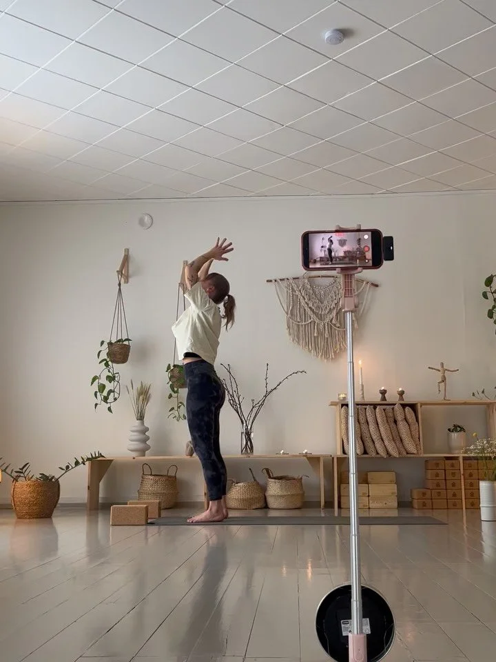 Kev&auml;ttalvea Tyyniss&auml; 💛

#joogastudiotyyni #joogaoulu #joogaaoulussa