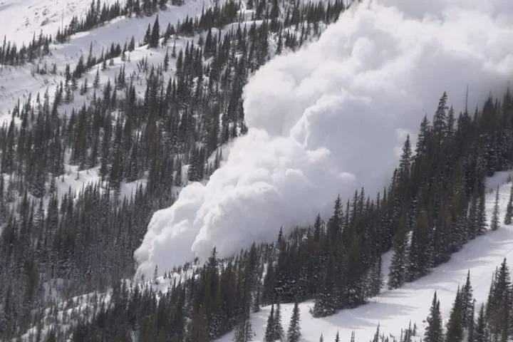 avalanche-pic.jpg