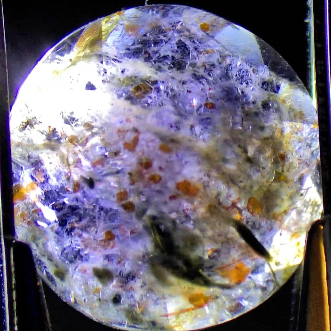 Iolite. Bloodshot iolite to be exact, from Sri Lanka. Perfect in every way. #iolite #srilanka #hobbylab #gemologist #gemology #hobby #gemidentification #gem #gemstones #gems #gemstone #cutgems #facetedgems #gemstoneslovers #gemstonecarving