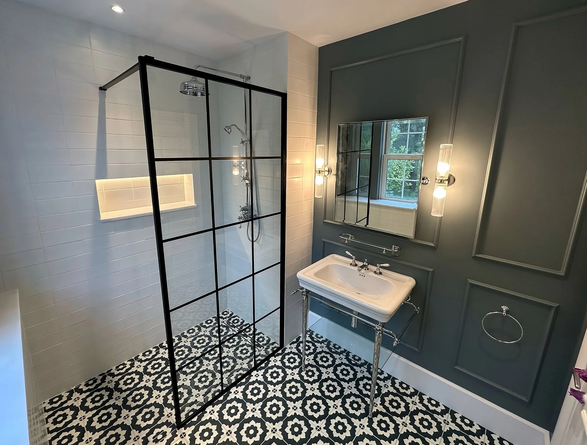The Elegant Heritage Shower Room