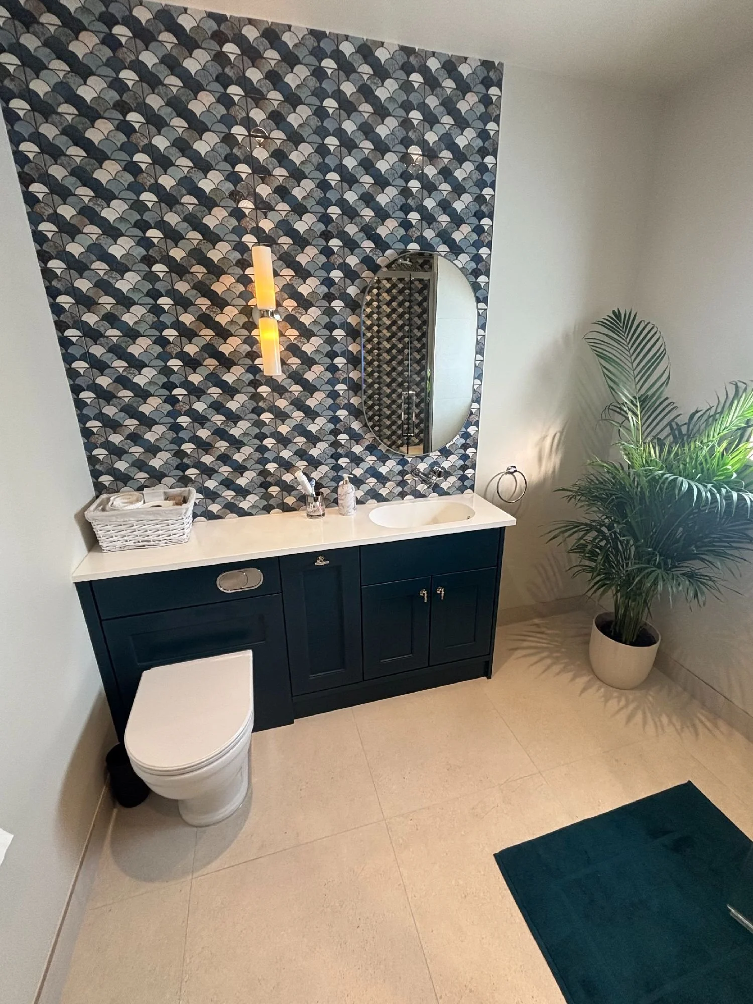 Elegant Modern Geometric Bathroom