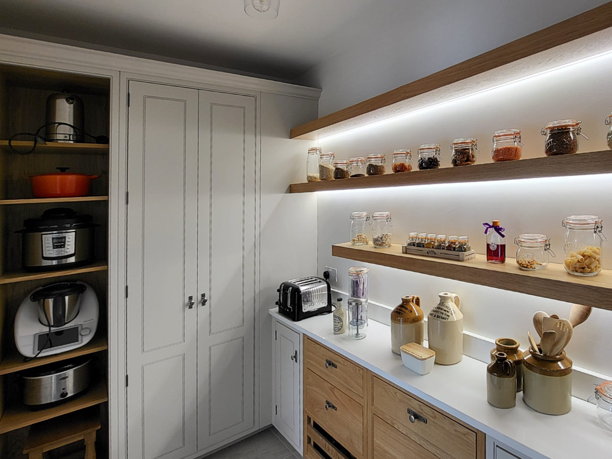 lee pantry 4.jpg