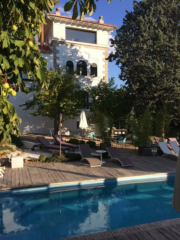 POOL PARTY · Bienvenido Verano