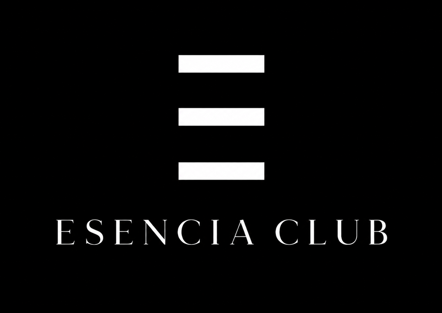 Logotipo de Esencia Club con símbolo de líneas horizontales blancas en negro.