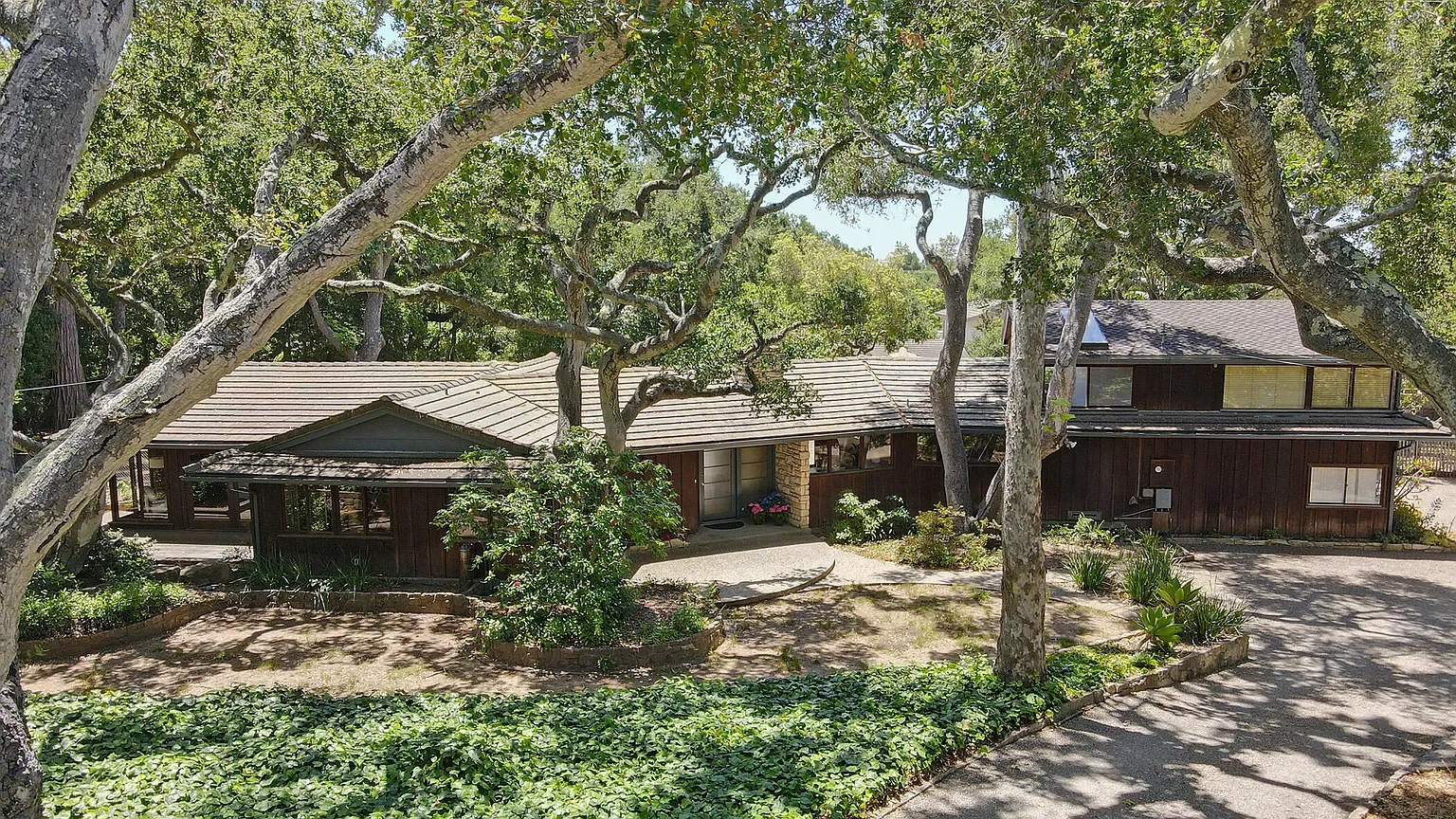 2165 Veloz Dr, Santa Barbara, CA 93108
Listed by Stephanie H Rachford DRE# 01277852