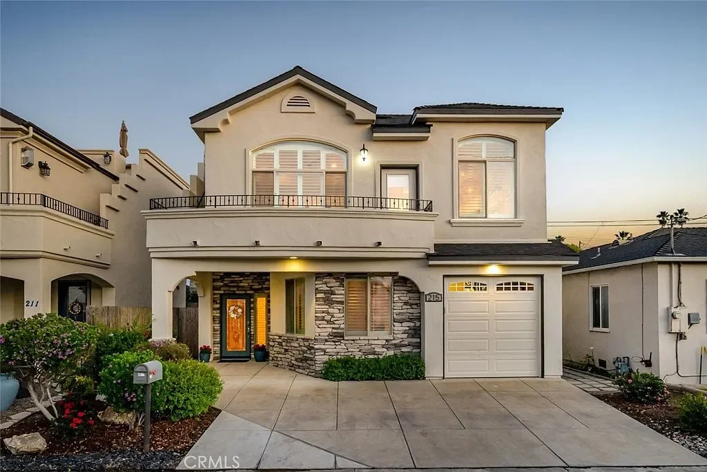 215 Placentia Ave, Pismo Beach, CA 93449