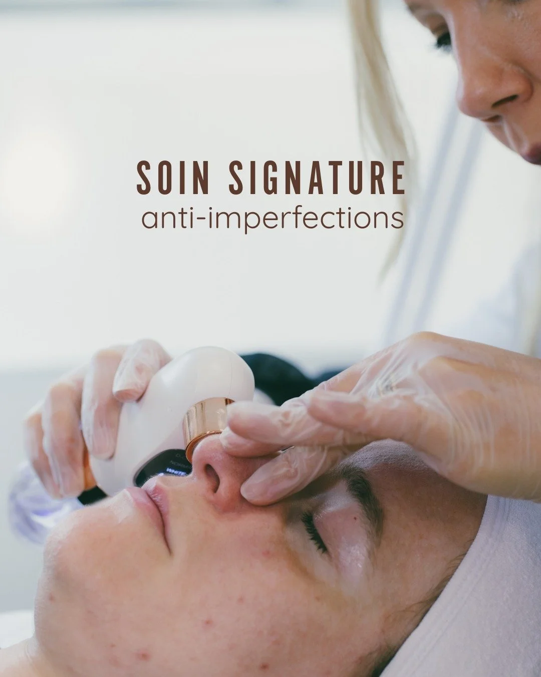 Soin Signature anti-imperfection !

Le soin id&eacute;al pour retrouver une peau lisse, nette et purifi&eacute;e.
Il d&eacute;sincruste les pores, &eacute;limine les irr&eacute;gularit&eacute;s et redonne &agrave; la peau toute sa fra&icirc;cheur.

L