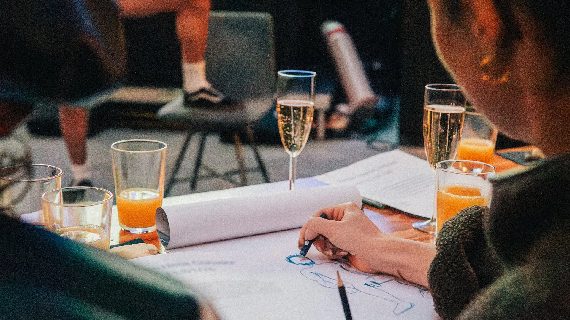 Hen party fun life drawing experience