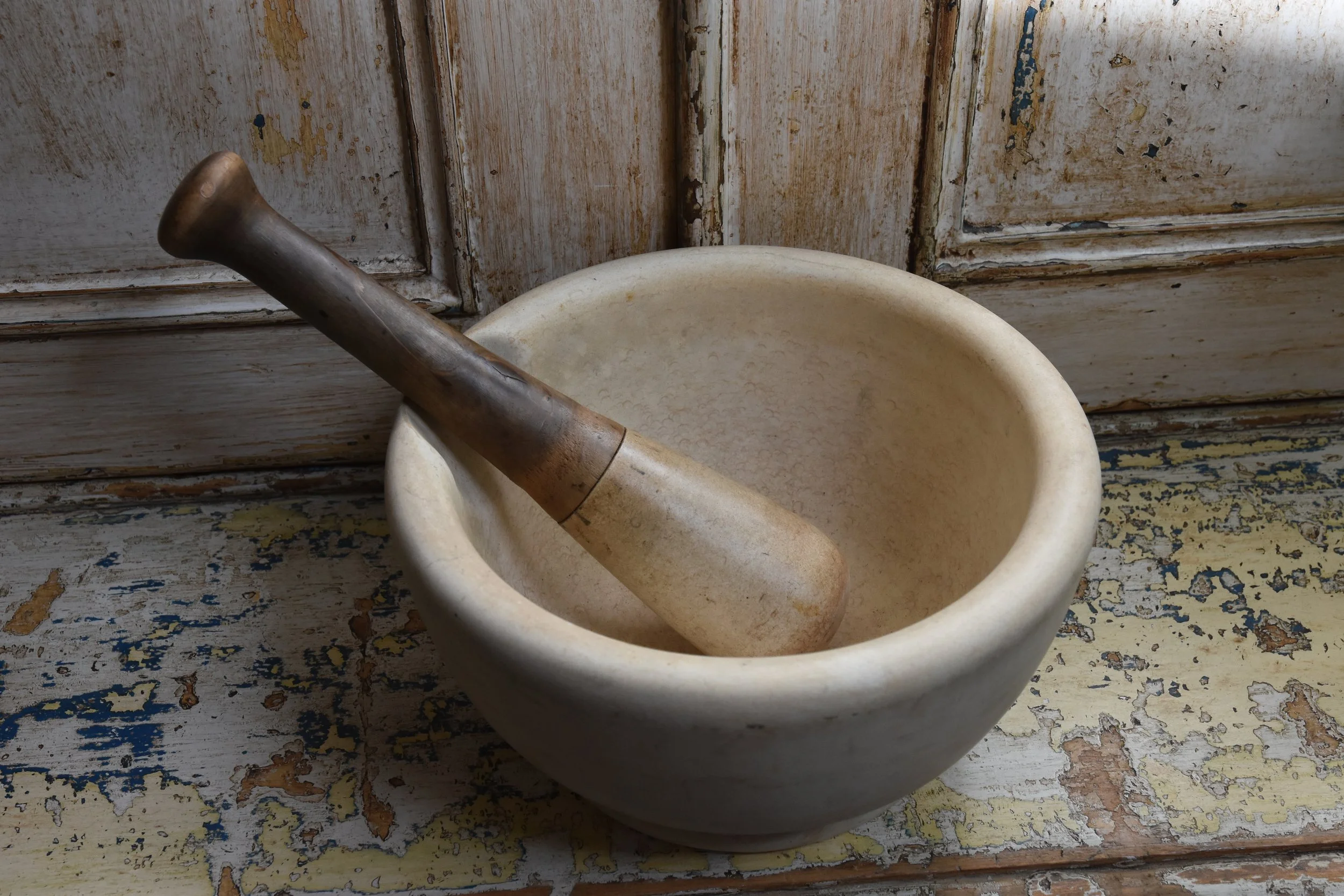 Ceramic apothecary pestle and mortar