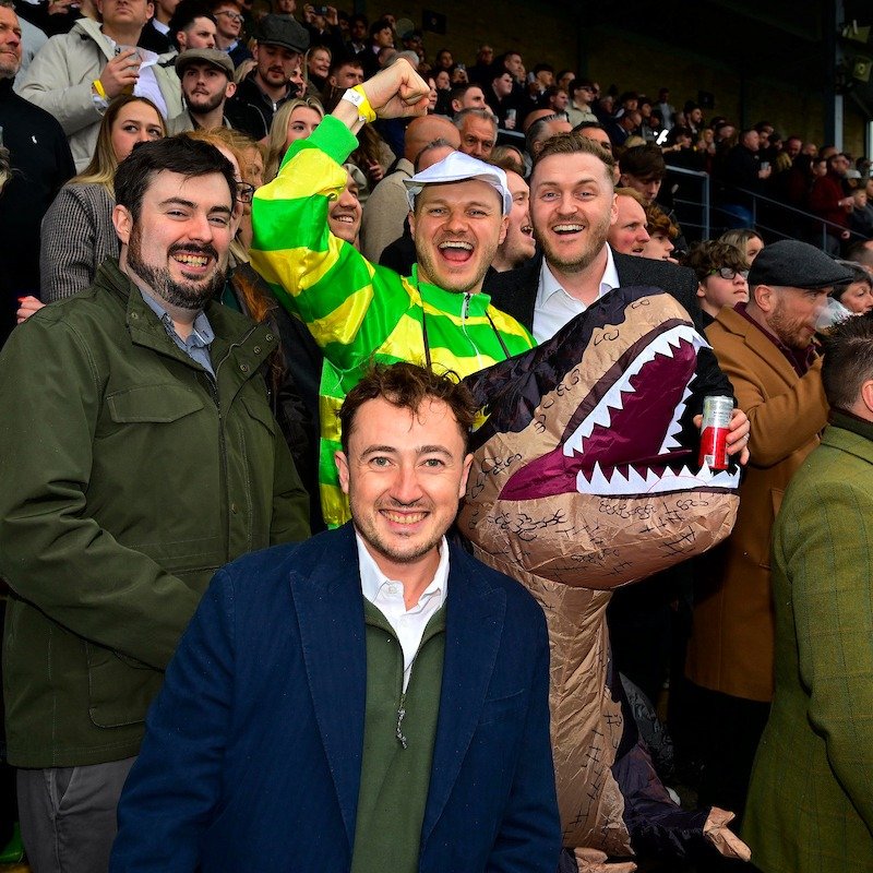 📸 A few of our favourite crowd moments from the year so far&hellip;

From big race days to summer evenings, it&rsquo;s been brilliant seeing so many of you enjoying days at Newton Abbot Racecourse.

And we&rsquo;re ready to do it all again - really 