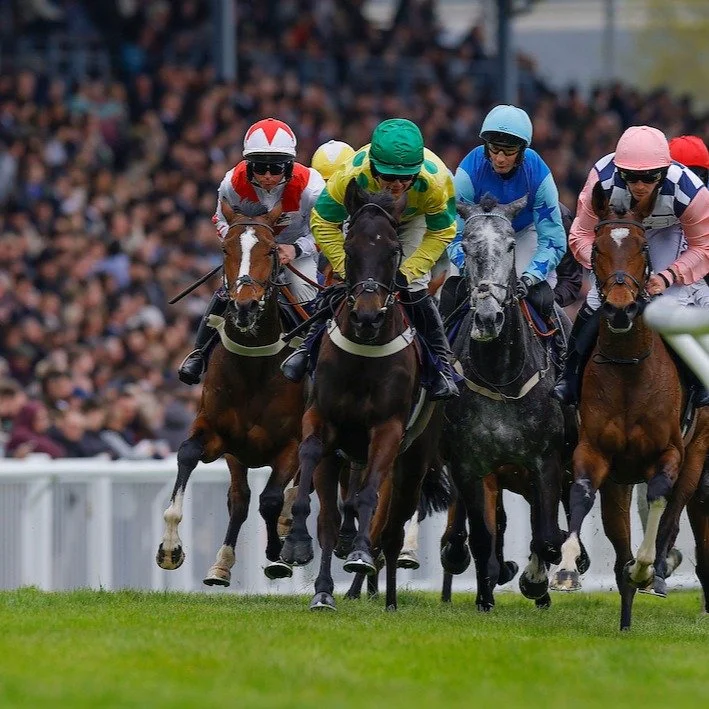 🏇 Next up at Newton Abbot!

Our next fixture of the season is just around the corner, with a great afternoon lined up for Saturday 17th October.

🍽️ Gates open at 11.05am &ndash; come early and enjoy lunch before the action gets underway.

🏇 Racin