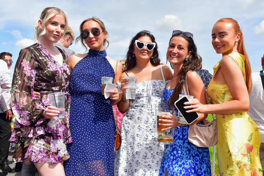 Plan Your Visit | Plan Your Race Day Experience — Newton Abbot Racecourse