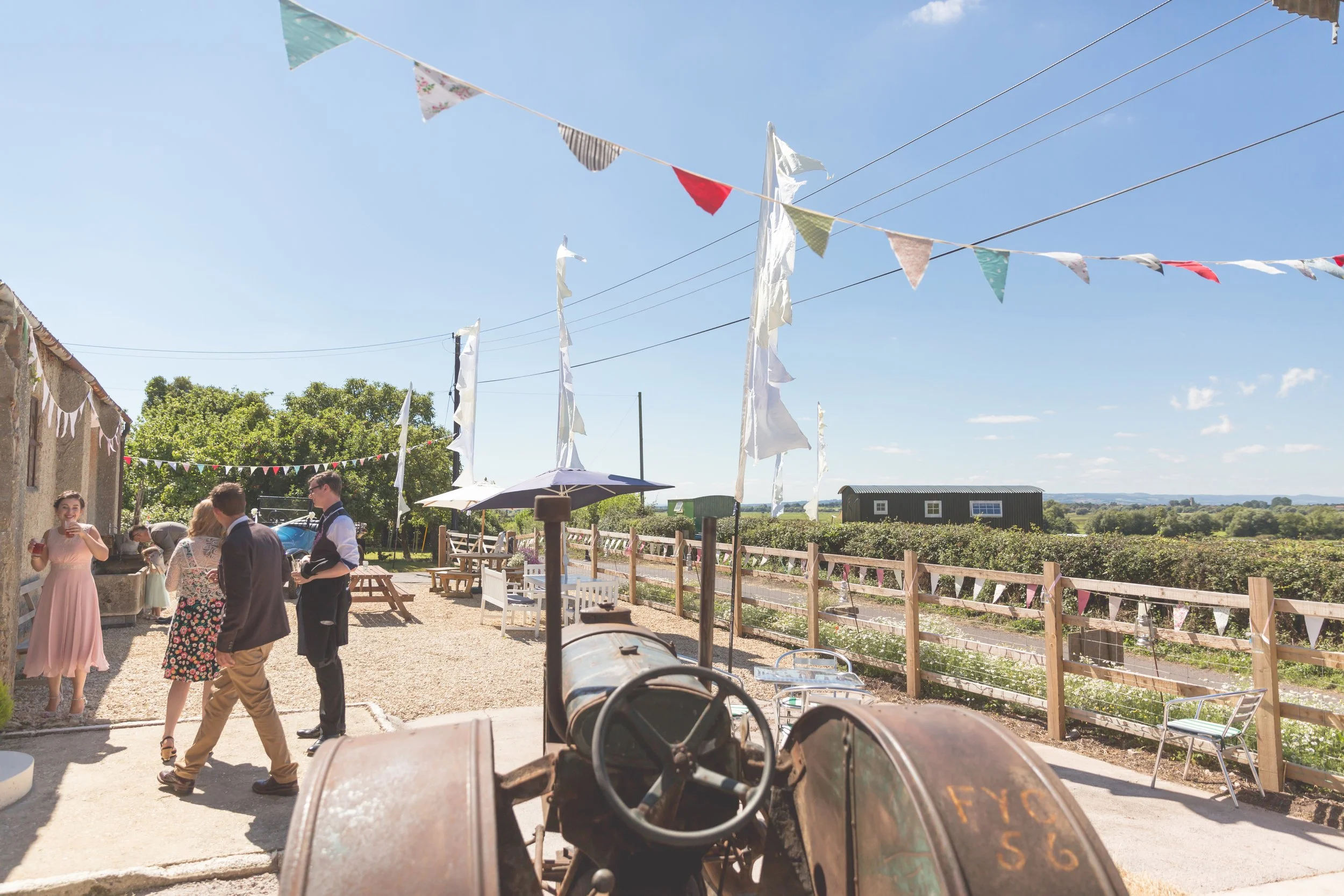 Aly_&_Nick__Dairyhouse_Farm-025.jpg