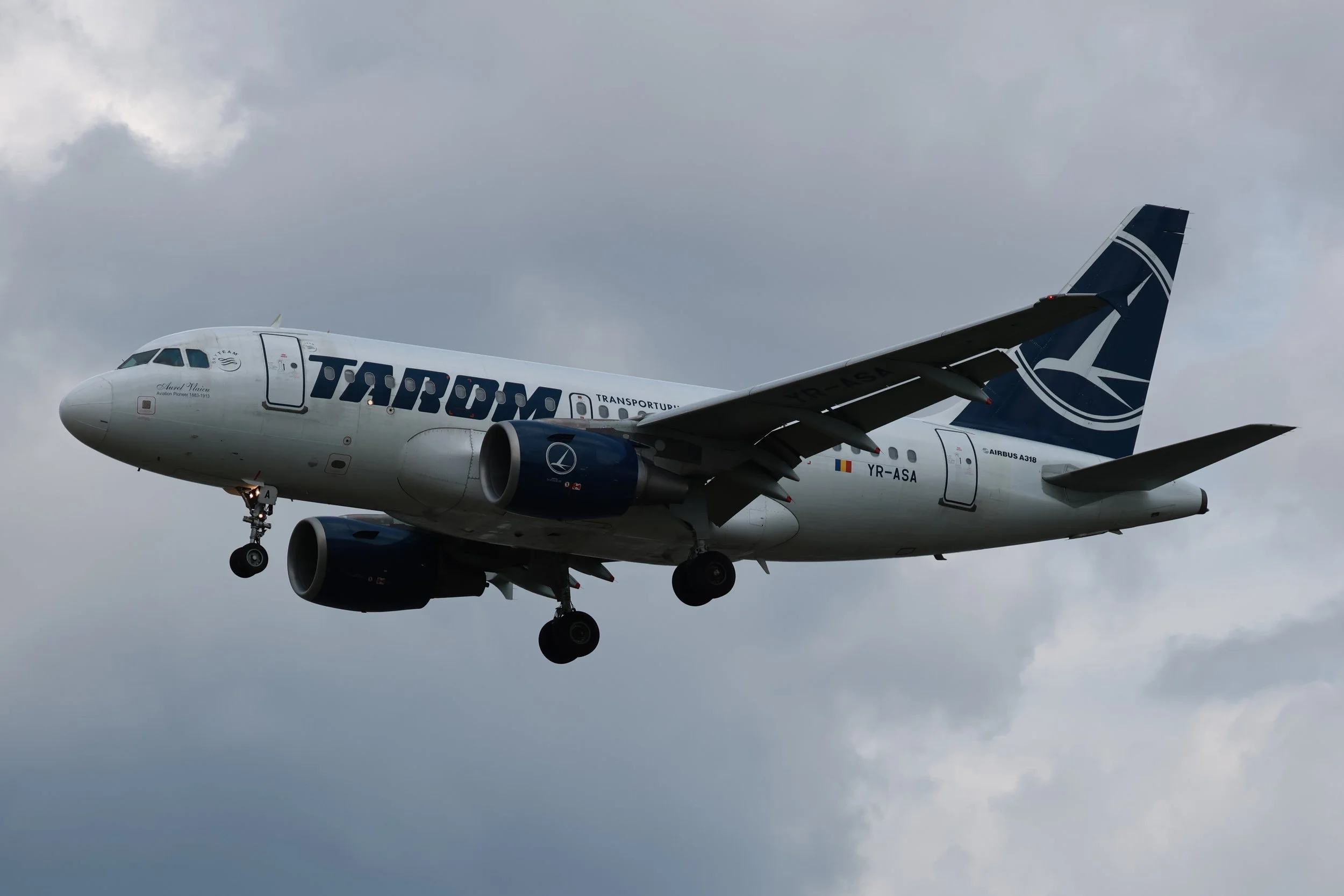 634A1611 - Copy.JPG