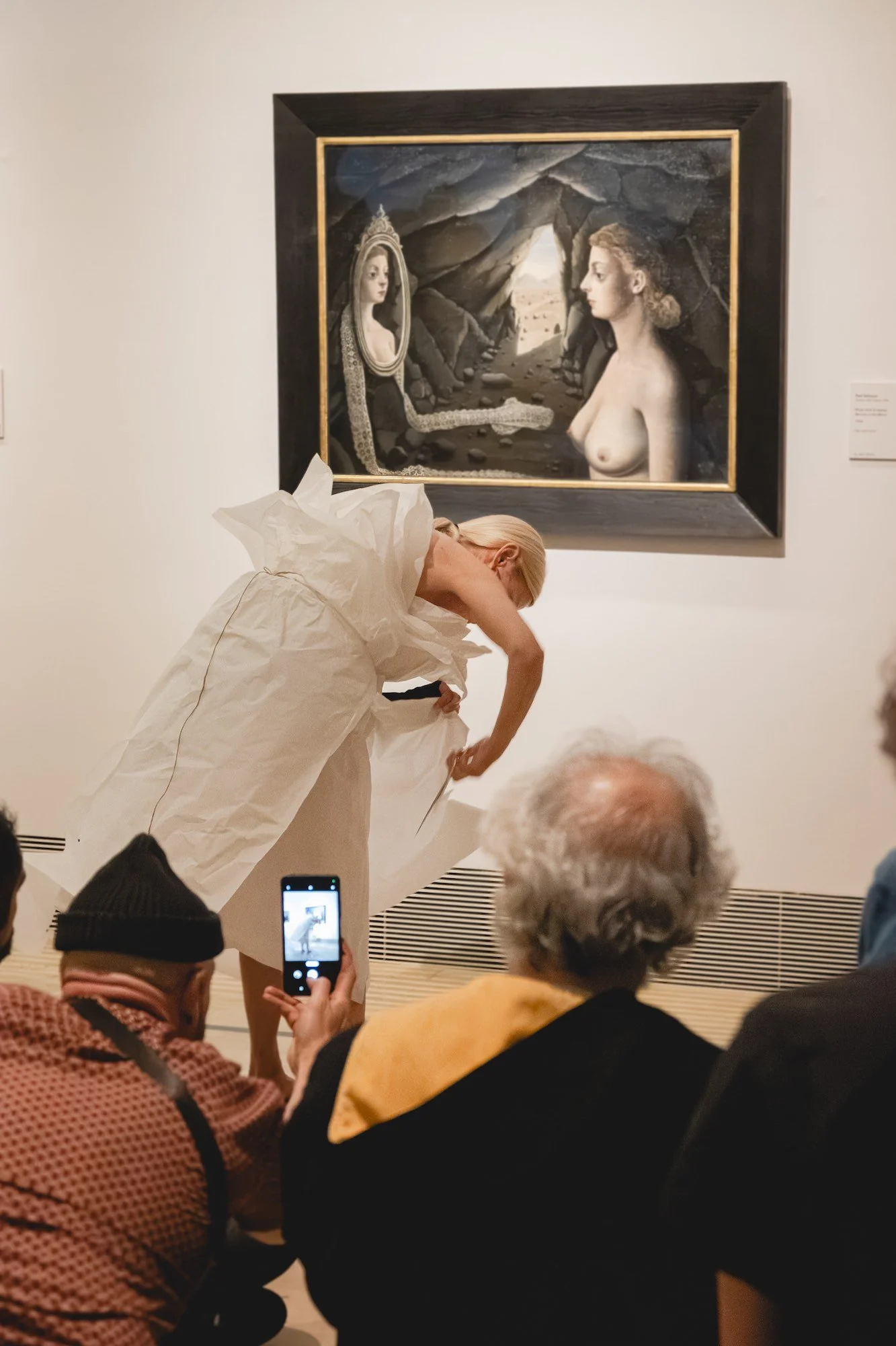 Teresa Correa. Herida de espejo con tijera-22.jpg