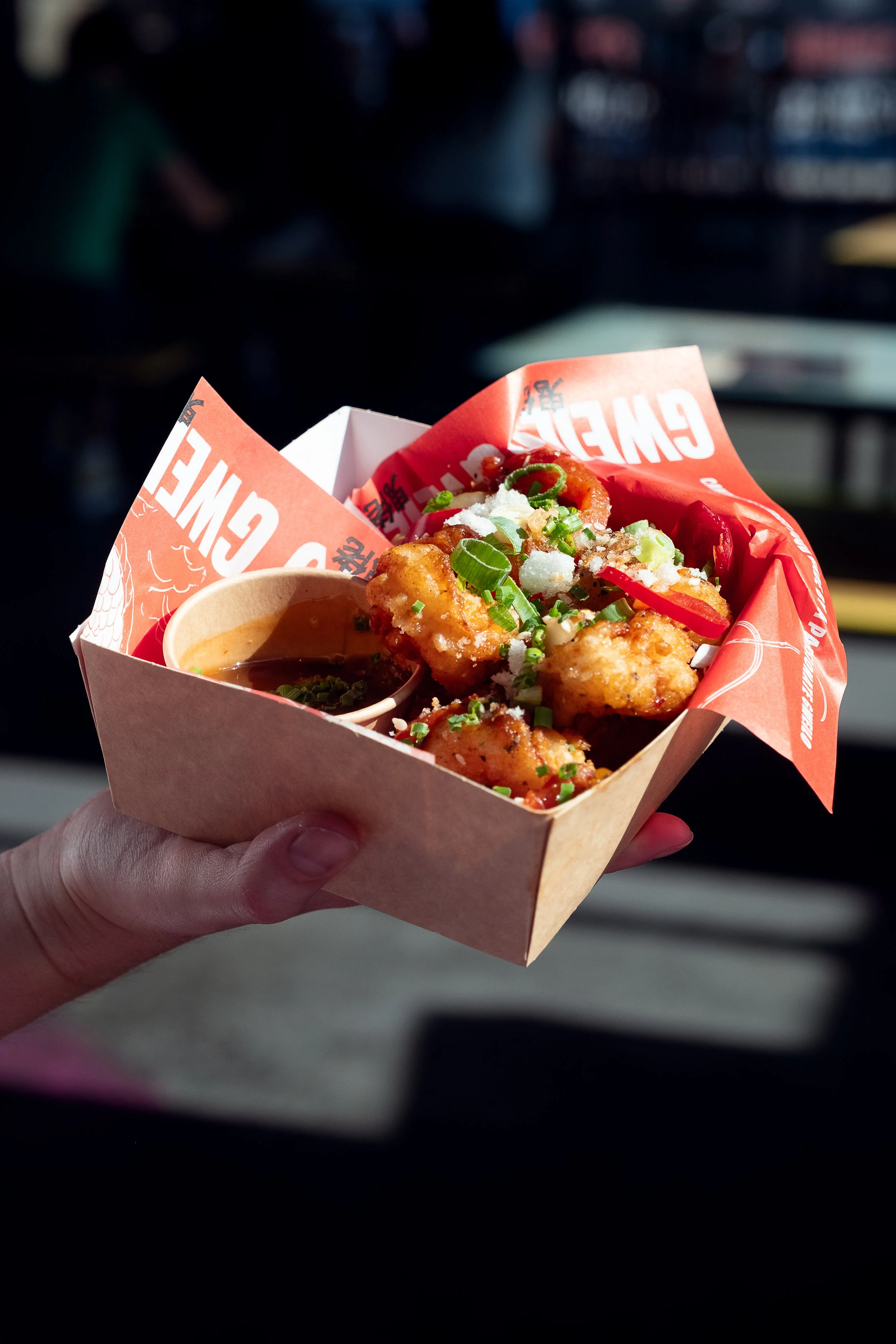 holdingPrawns.jpg