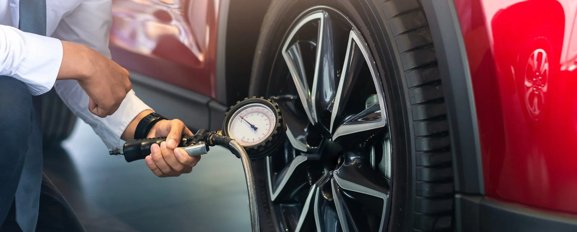 tyre-pressure-check-1920x774px.jpg
