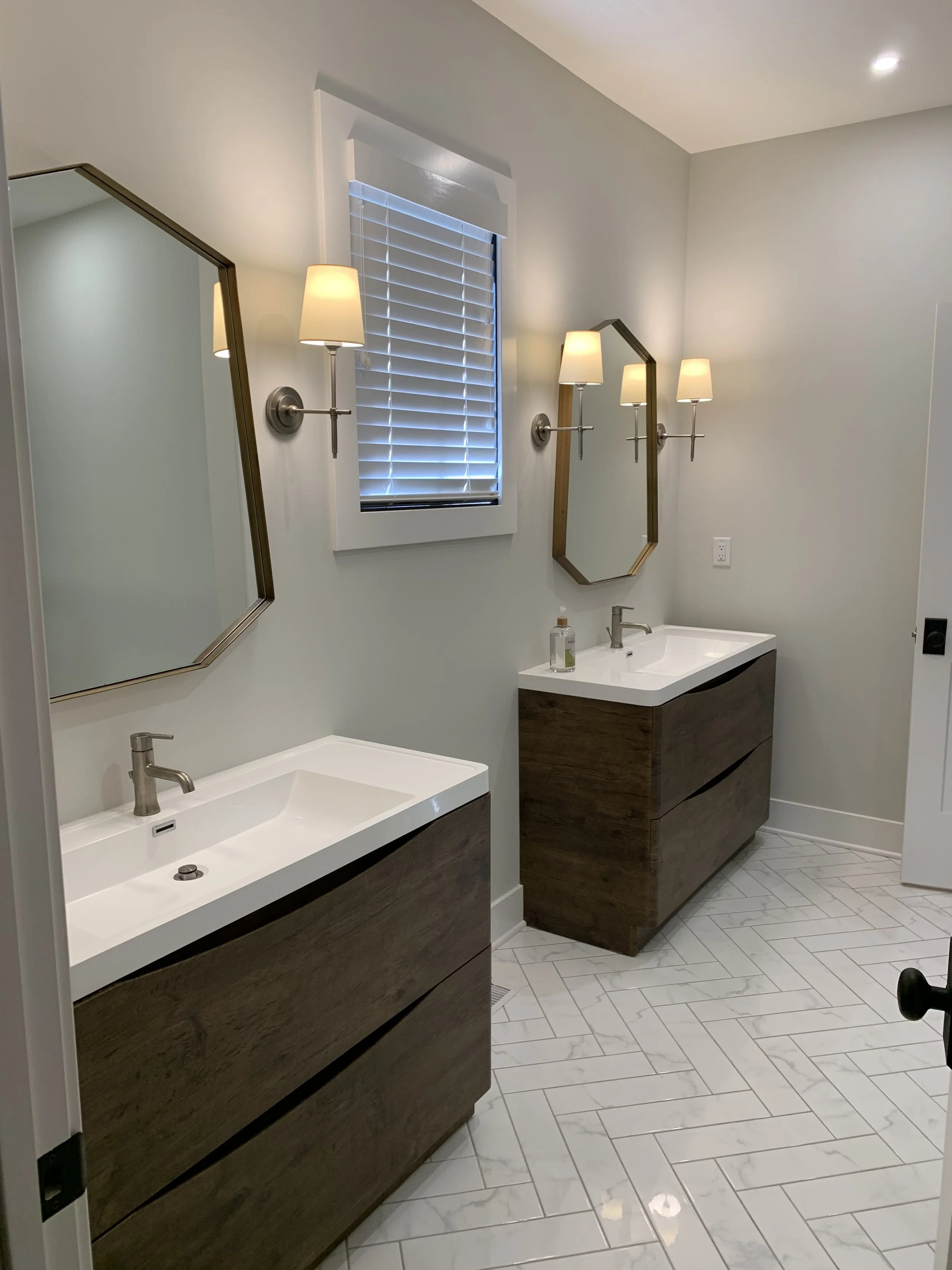 Master Bath2.jpg
