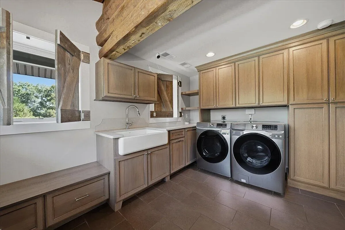 laundry.webp