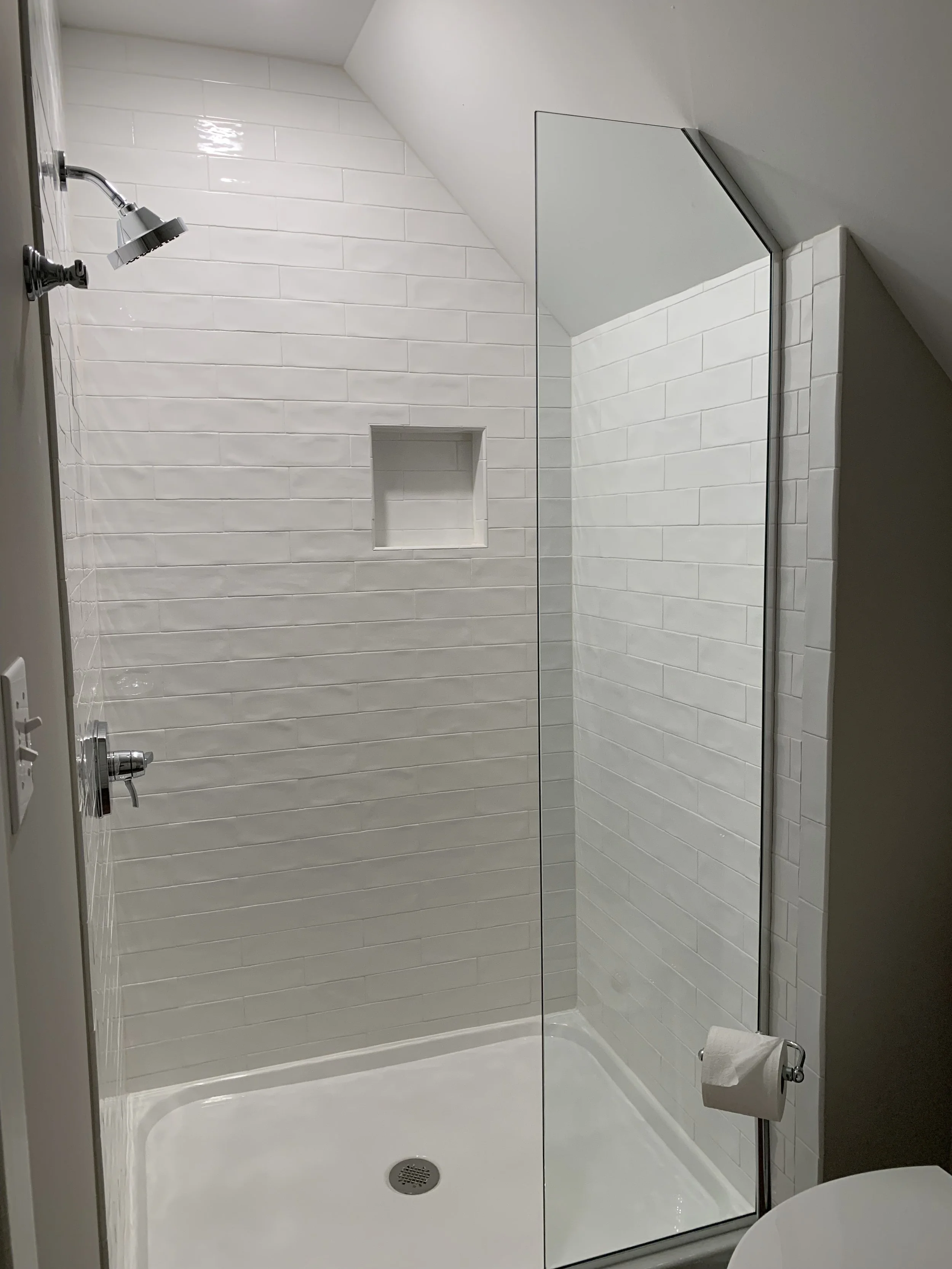 Bonus Bathroom Shower.jpg