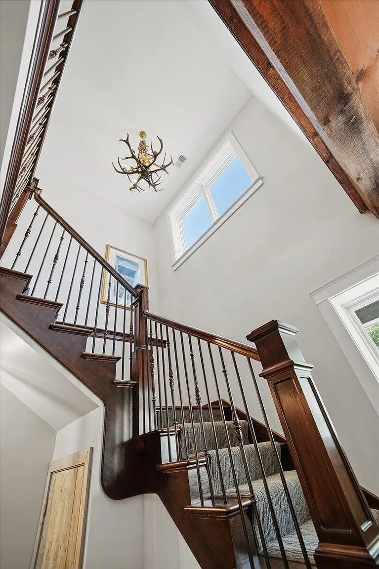stairs.webp