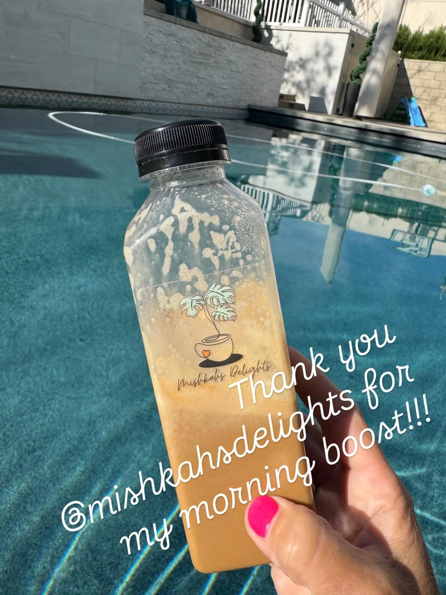 If you need some yummy coffee from a local small vendor, hit up Diana at @mishkahs_delights for your fix!!! 10🤩