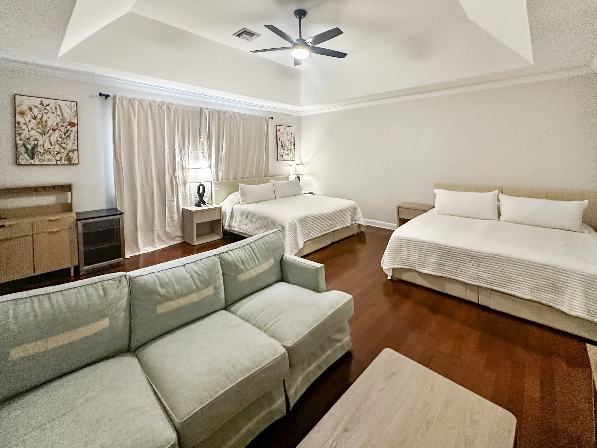 Master bedroom 4.JPG