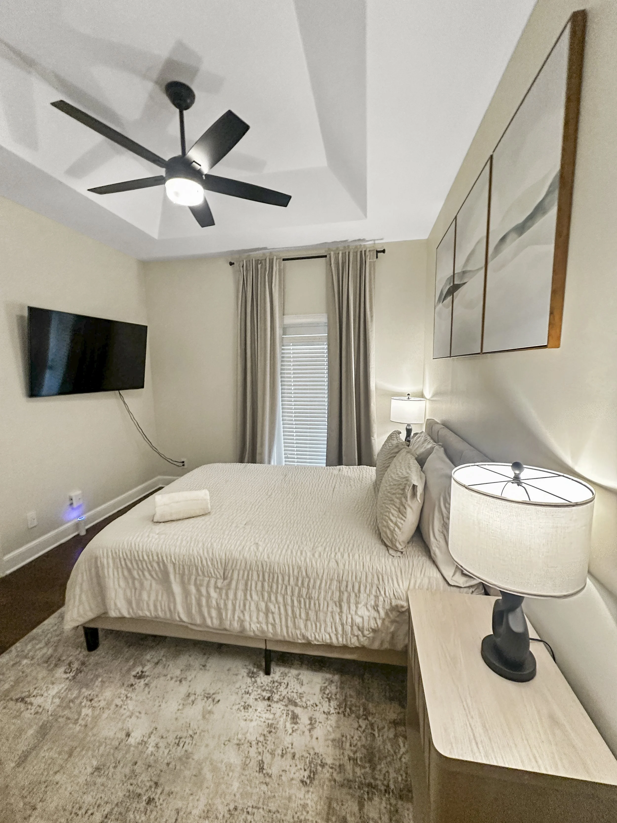 Bedroom3.JPG