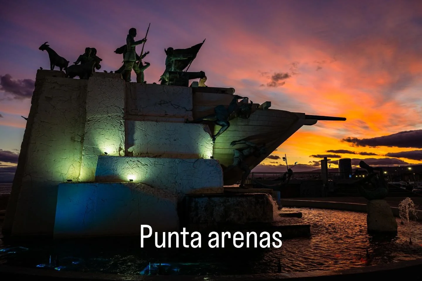 Welcome to the end of the world. Sounds dramatic I know but the signs literally say Fin del mundo. 

Punta arenas is (depending on who you ask) the most southern city in the world. 
Beautiful sunset that greeted us for our arrival. 

#chile #findelmu