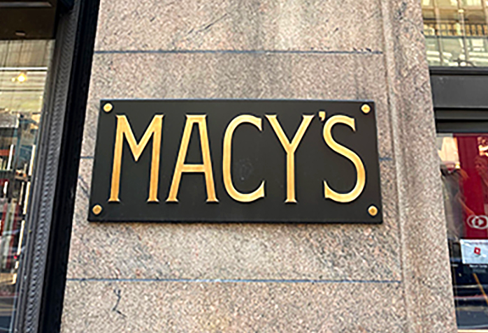 lw-macys-hsq-entrance-sign-IMG-2405.png