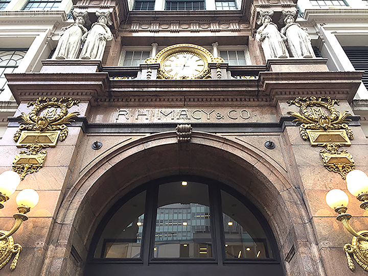 lw-macys-hsq-entrance-exterior-IMG_9065-lr.png