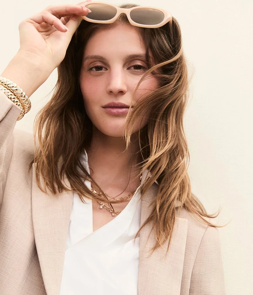 2025_0100_macys-wear-to-work-frames-2-lr-copy.jpg