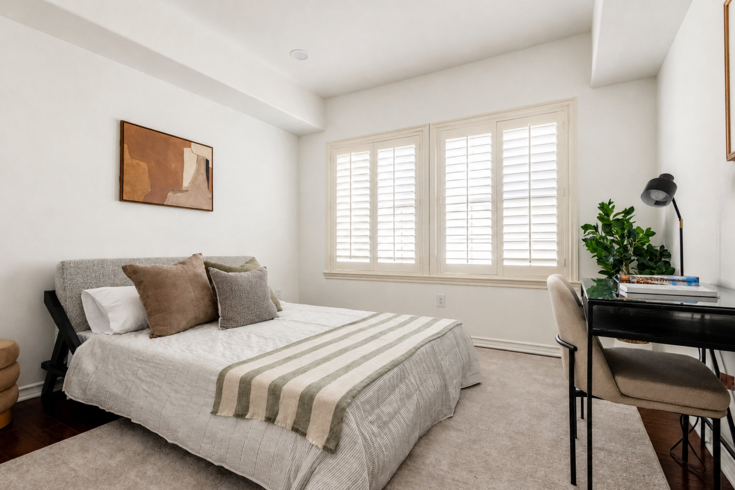 IMG_2739_luxury_retouched.png