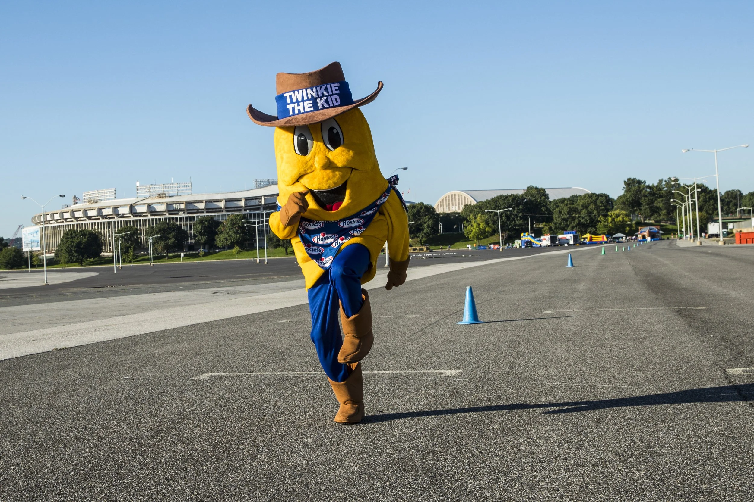 Hostess Twinkie the Kid Great Inflatable Race IMG_8769.JPG