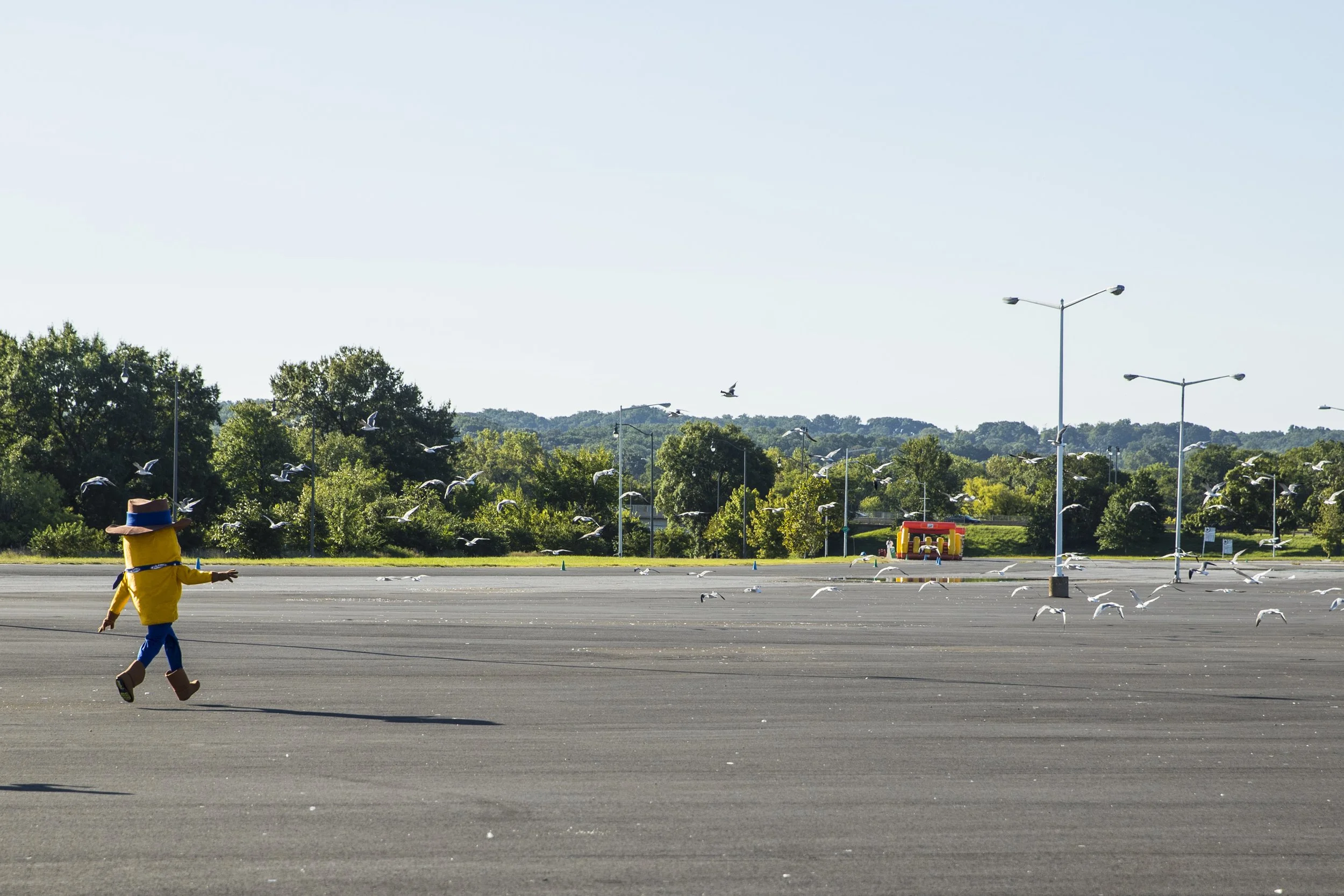 Hostess Twinkie the Kid Great Inflatable Race IMG_8967.JPG