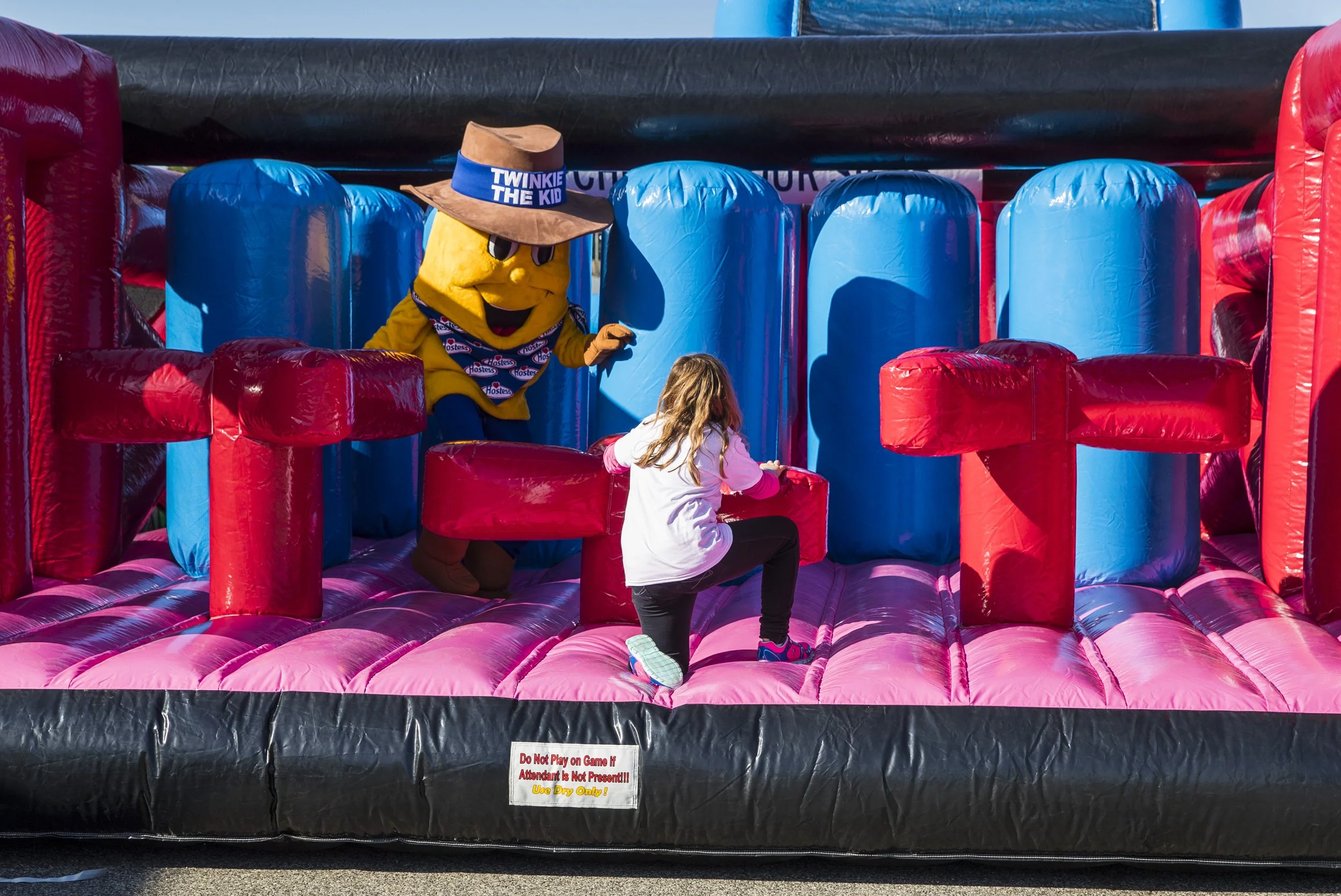 Hostess Twinkie the Kid Great Inflatable Race IMG_9500.JPG