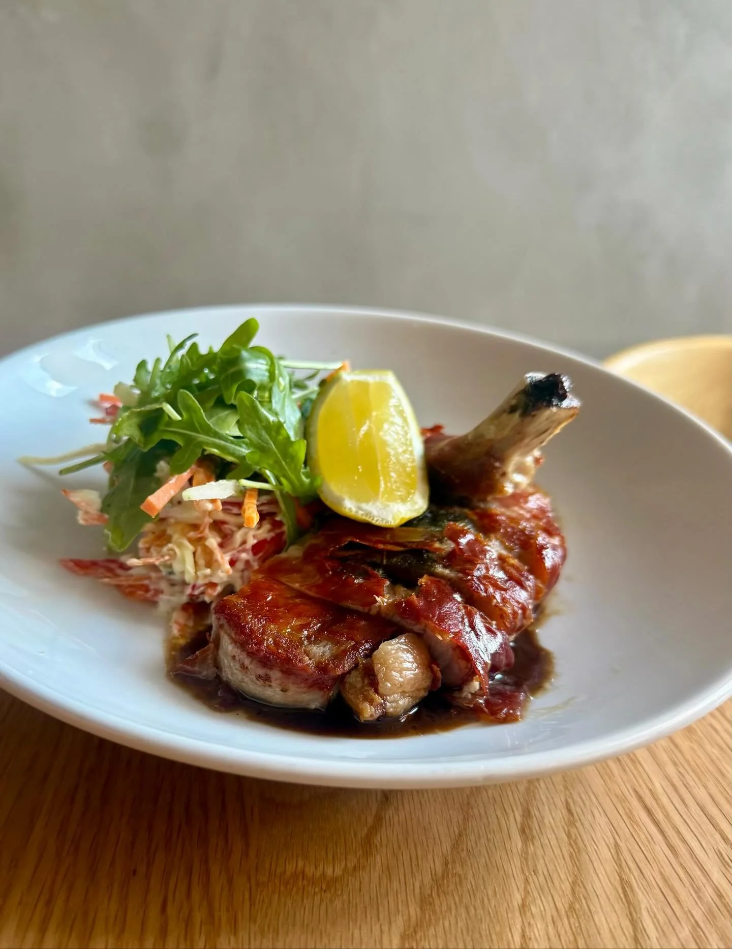 Say hello to the newest addition to our menu&hellip; Cotoletta di Maiale Saltimbocca 🤌✨
Warwick organic pork cutlet wrapped in 24-month aged San Daniele prosciutto &amp; sage, served with a bright crispy spring salad and lemon mascarpone.

Classic t