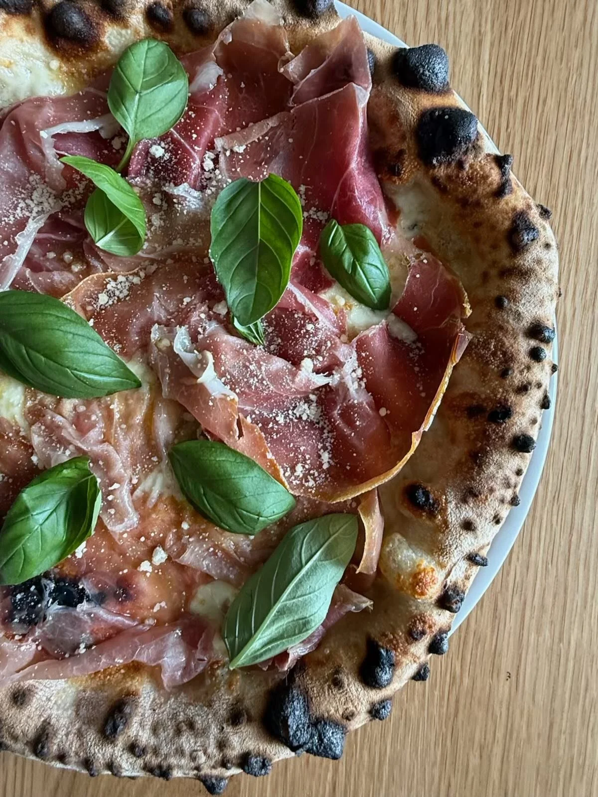 By our new pizza chef straight from Italy 🇮🇹

Prosciutto, mozzarella, gorgonzola, fresh pear &amp; basil.
Sweet. Salty. Delicious. 🍕

Now at Barchetta.

#Barchetta #PizzaSpecial #ItalianPizza #Rosalie #PaddingtonEats
