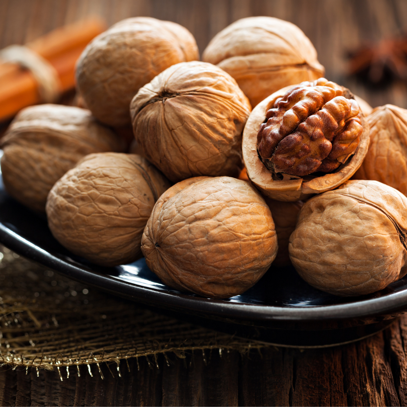 walnuts-sq-jlafoods.com.png