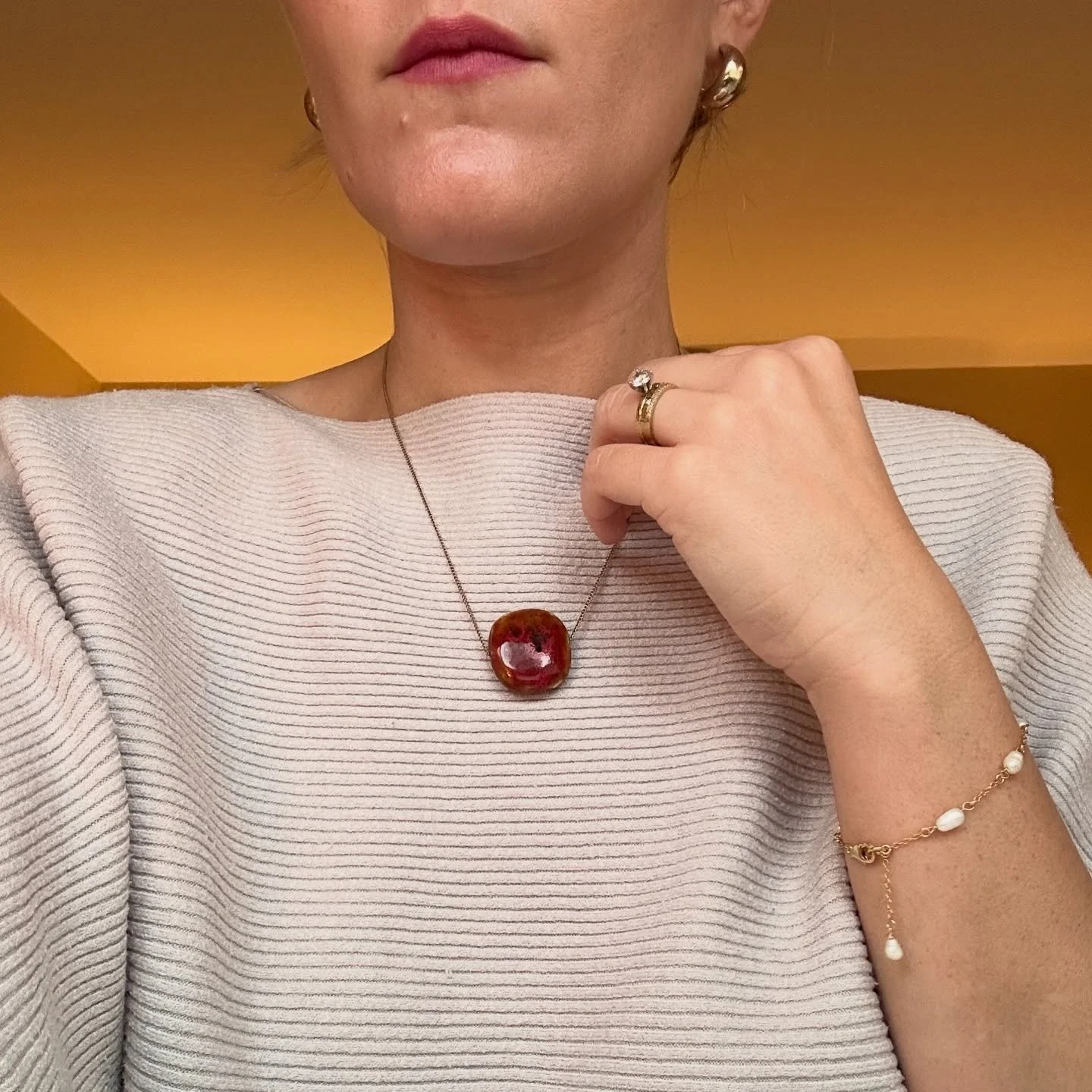 I bought this red stone a while ago and haven&rsquo;t felt inspired to do anything with it until today. Sometimes it&rsquo;s the simple choice that makes the most sense! I strung it through a chain of my grandmothers and love how it sits :)&hearts;️
